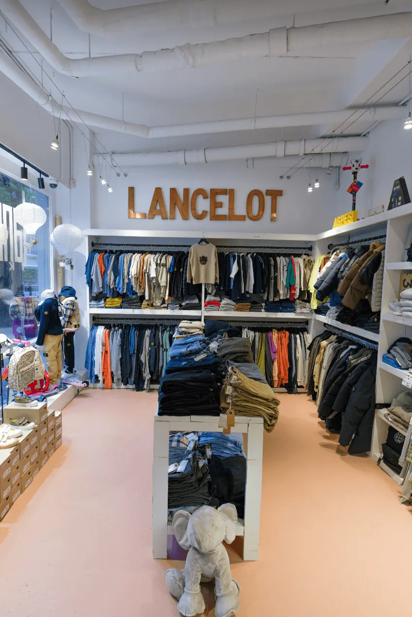 Beeld uit de tour van Lancelot 4 Kids Bergen